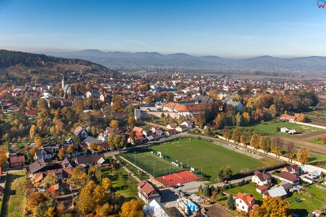 Stary Sacz, panorama miasta od strony E. EU, Pl, Malopolska. Lotnicze.